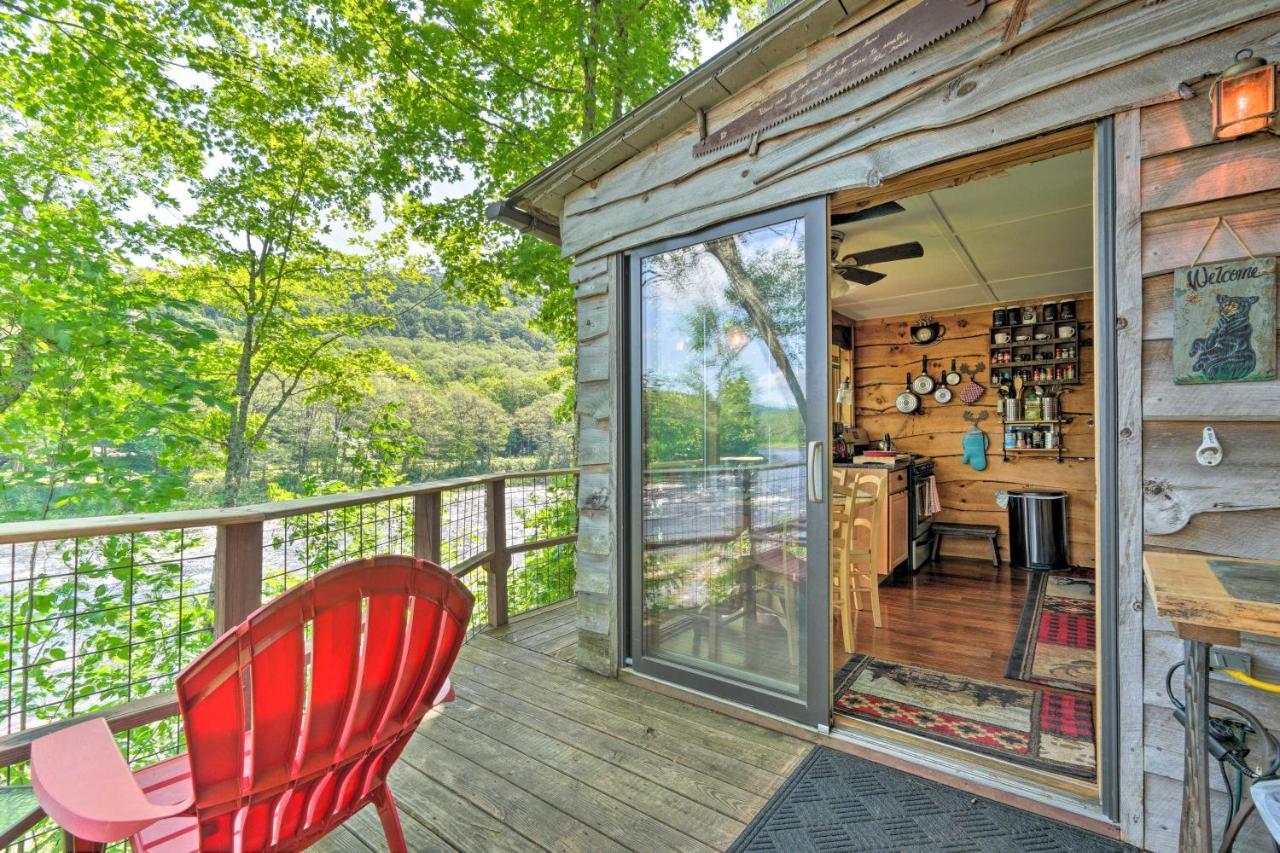 Adirondack Mountains Cottage Near Gore Mountain! Warrensburg Екстериор снимка