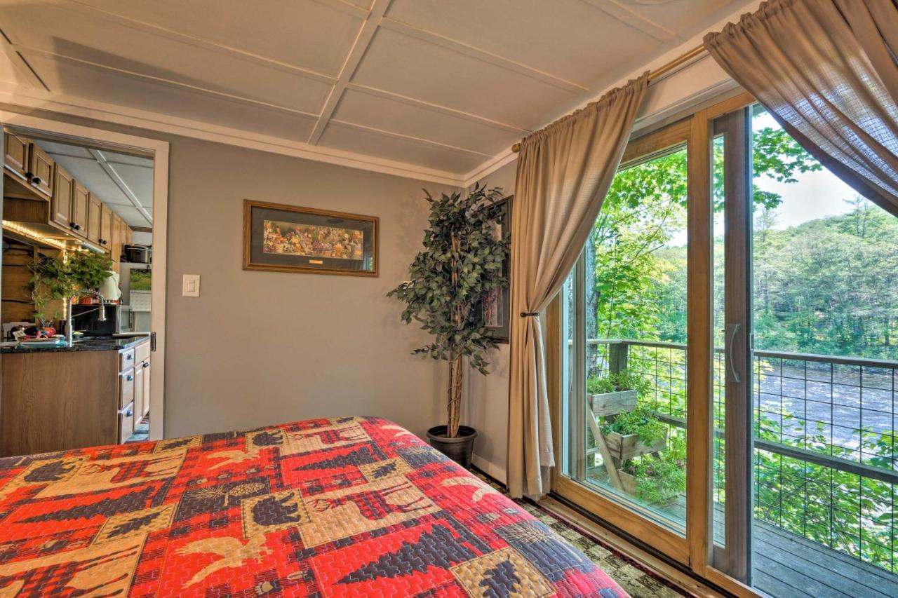 Adirondack Mountains Cottage Near Gore Mountain! Warrensburg Екстериор снимка