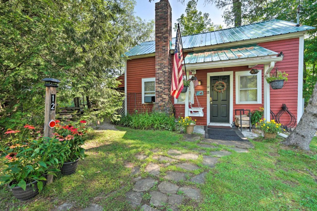 Adirondack Mountains Cottage Near Gore Mountain! Warrensburg Екстериор снимка